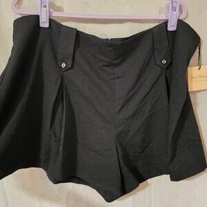 NWT Smak Parlour Black Pleated Shorts Light Flowy Retro